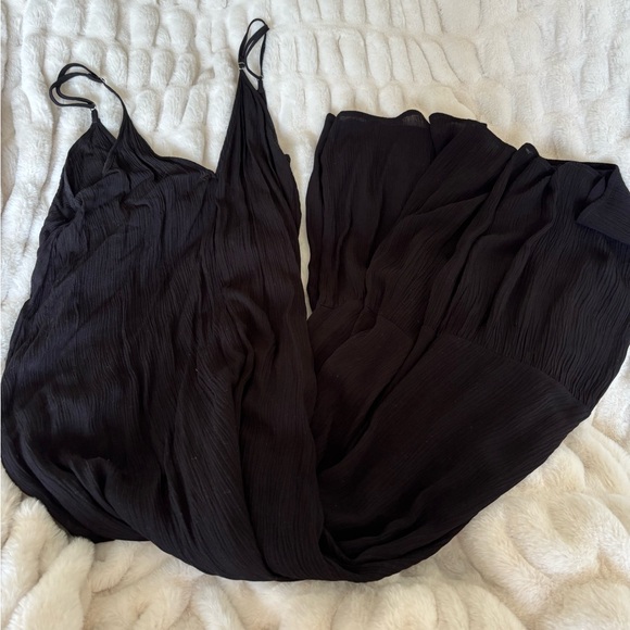 lovestitch Dresses & Skirts - Elegant Black Maxi Dress